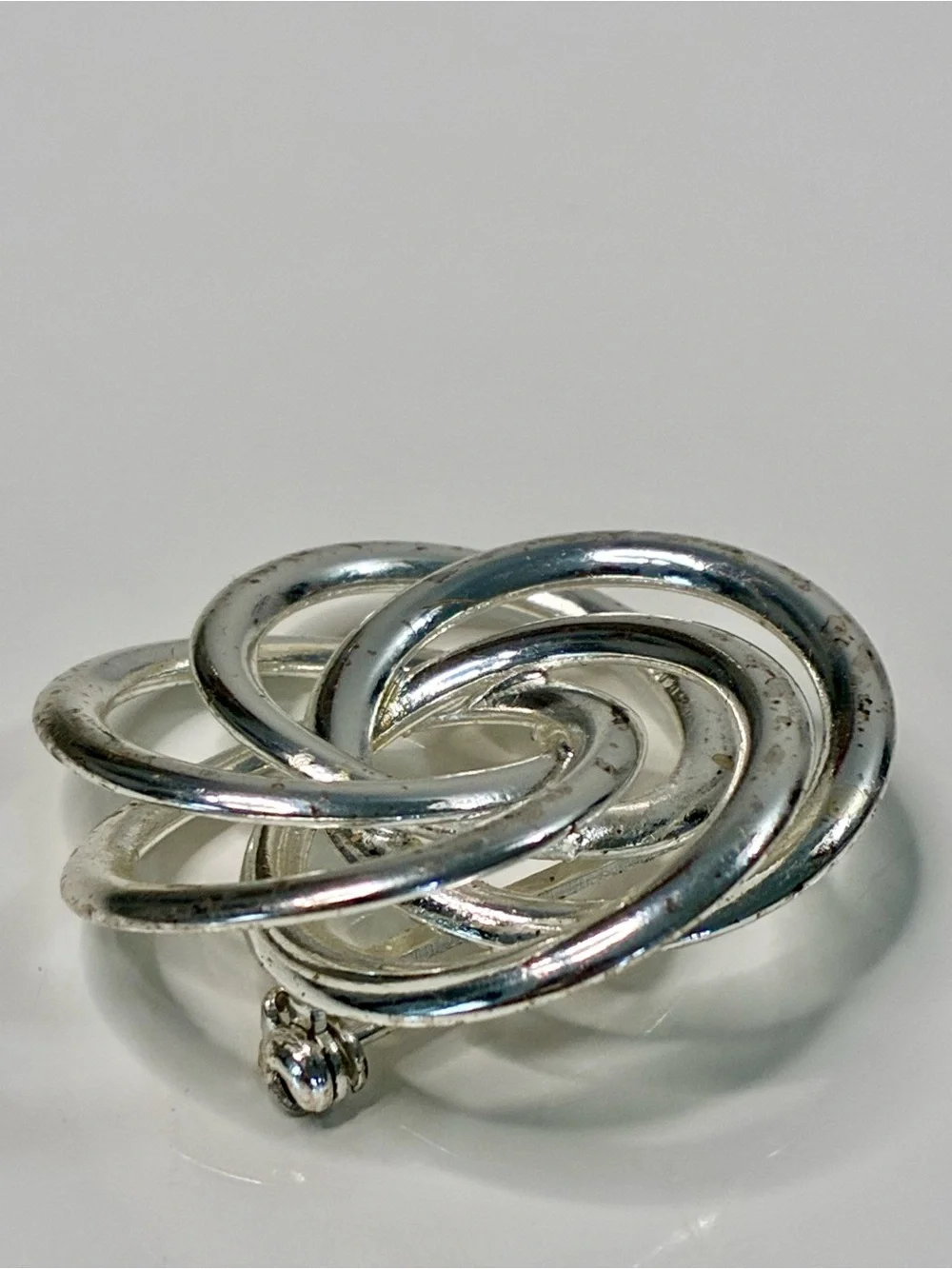 Napier Silver Infinity Interlocking Knot Brooch Lightweight Timeless Elegant